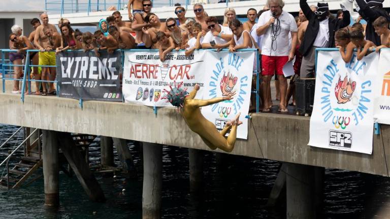 Po dveh letih spet klanfe