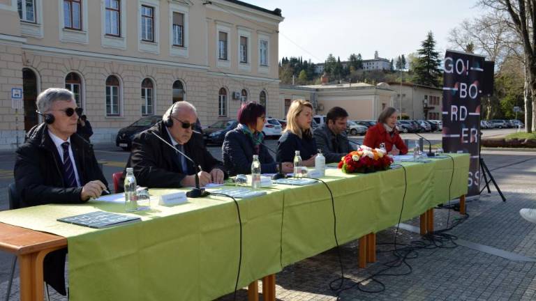 EPK 2025: pridobitev kadrov ključna za uresničevanje programa