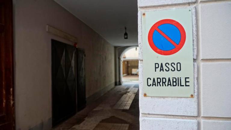 Goriški pravilnik o prehodih za vozila še nima zelene luči