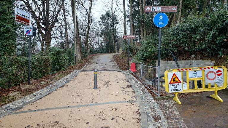 Do samostana na Kostanjevici vodi obnovljena čezmejna pot