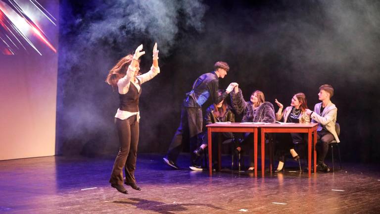 Goriški licejci na odru