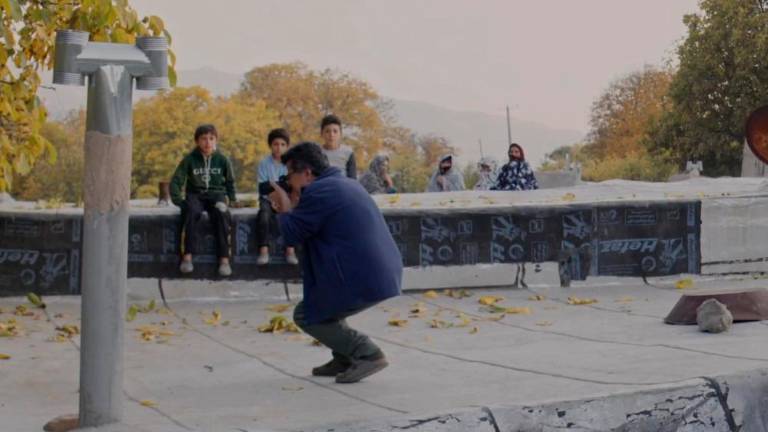 Disidentski film, iz Irana pretihotapljen v sladki pošiljki