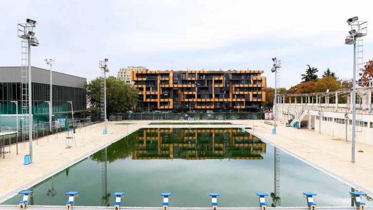 Letni bazen v Novi Gorici čez pol leta novejši in lepši