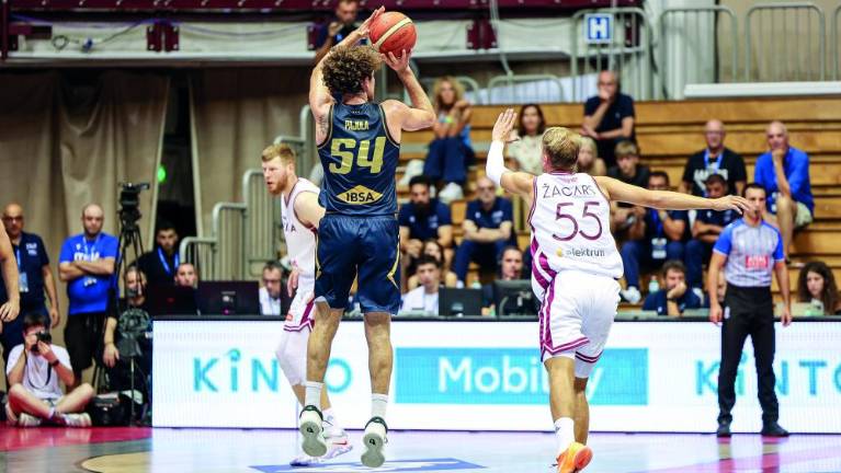 Danes zvečer krstni nastop tako za Slovenijo kot za Italijo