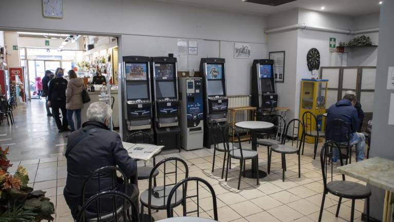 Konca igralnih avtomatov se ne veselijo čisto vsi