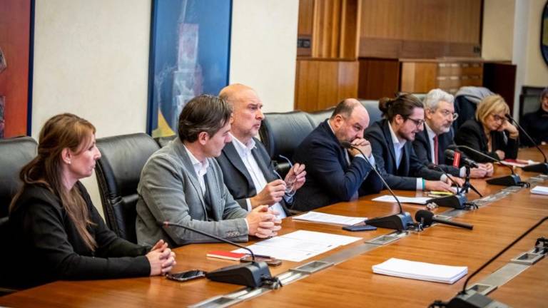 »Kredibilnost Dežele FJK je na psu, Bini mora oditi«