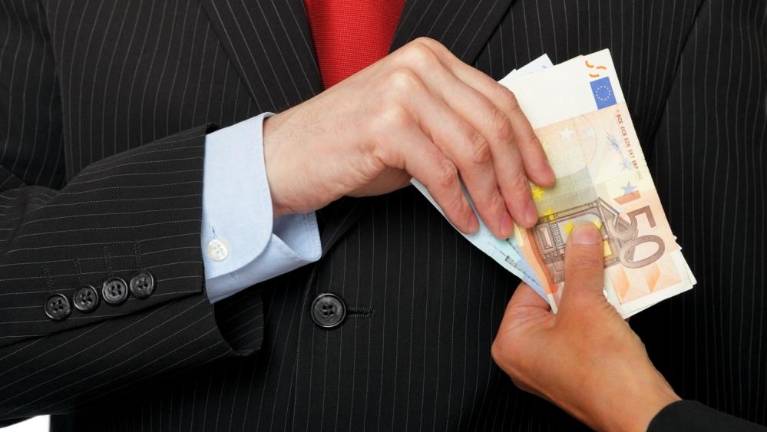 Ko korupcija postane normalna in celo sprejemljiva