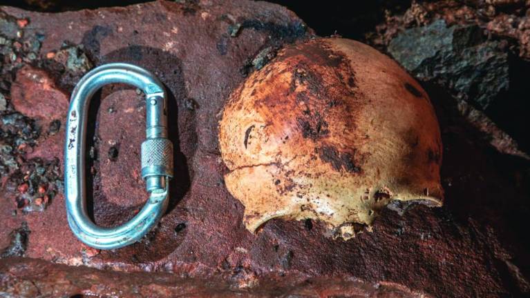 Sežanski jamarji na Krasu odkrili skoraj 5000 let stare kosti