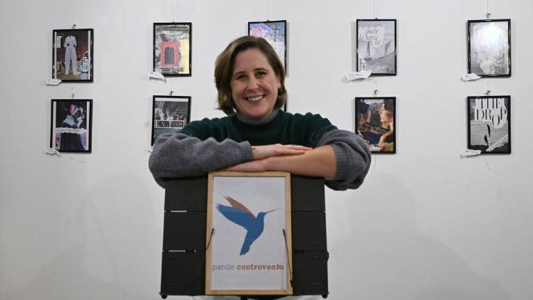 Mateja Bruss s papirjem in lepilom ustvarja nove svetove