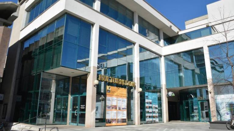 Razmišljajo o referendumu za obstoj Kulturnega doma Nova Gorica