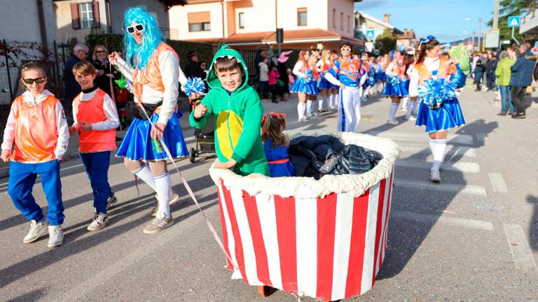 V Sovodnjah slavili brvinci in futuristične zveri