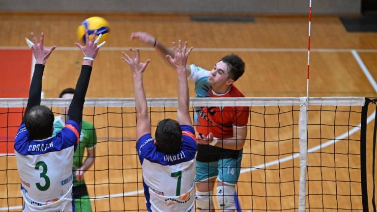 SloVolley do treh novih točk