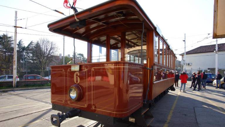 Zgodovinska tramvaja bosta za zdaj še počivala