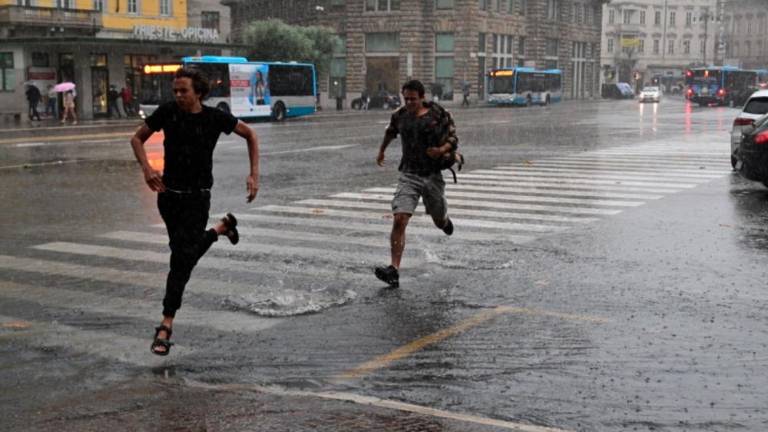 Močan naliv na Tržaškem (foto)