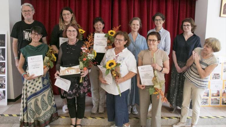 Zlati kamišibaj je šel Župi z žebla