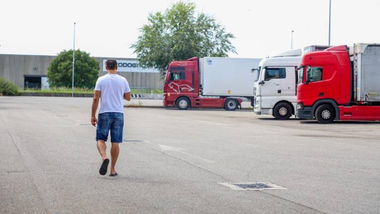 Skrbi za poslovanje goriškega tovornega postajališča ni konec