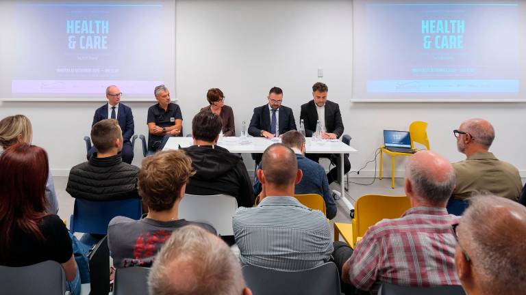 Šest novih defibrilatorjev Edil Group bo reševalo življenja