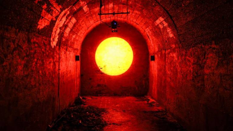 Glasovi v tržaškem podzemlju za sobivanje in človečnost