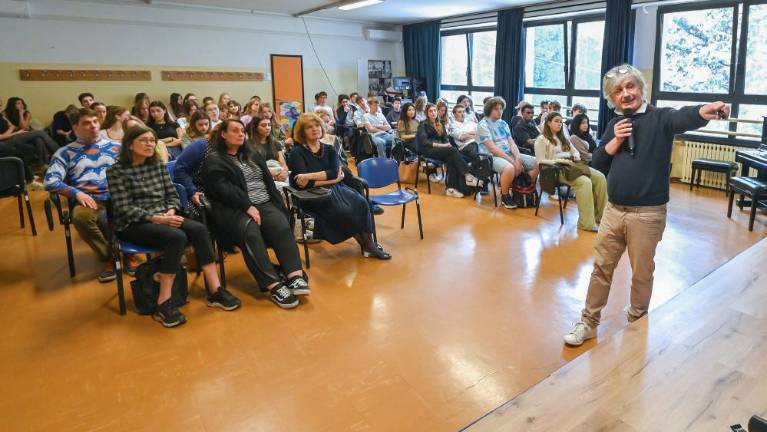 Švedski dijaki obiskali licej Prešeren