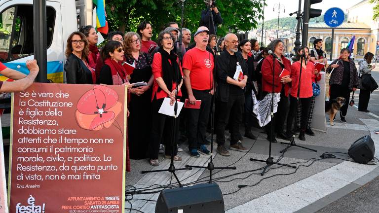 V Trstu 25. april zaznamovalo živahno proslavljanje