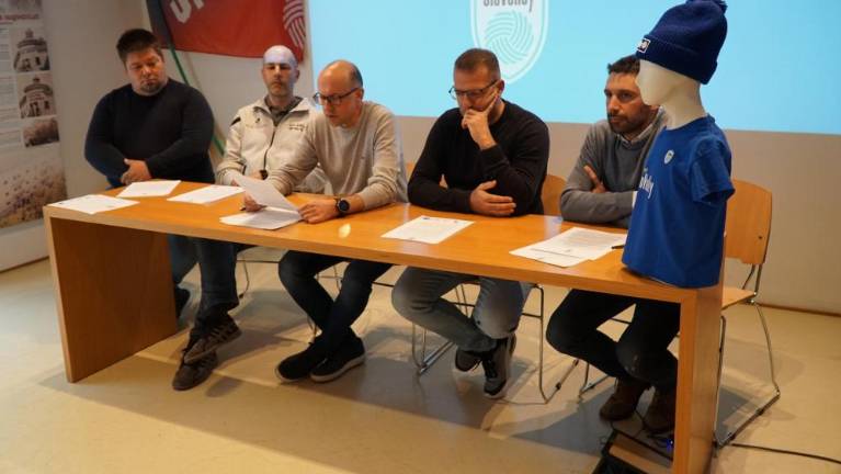 Projekt SloVolley dobil tudi uraden pečat