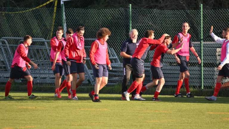 Četrta zaporedna zmaga Krasa, rešilec na proseški Rouni