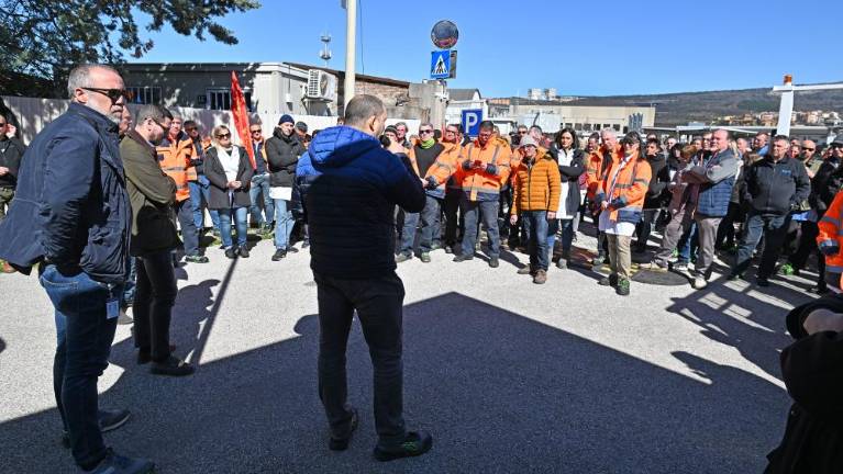 Tovarna Adriatronics naj bi bila rešena