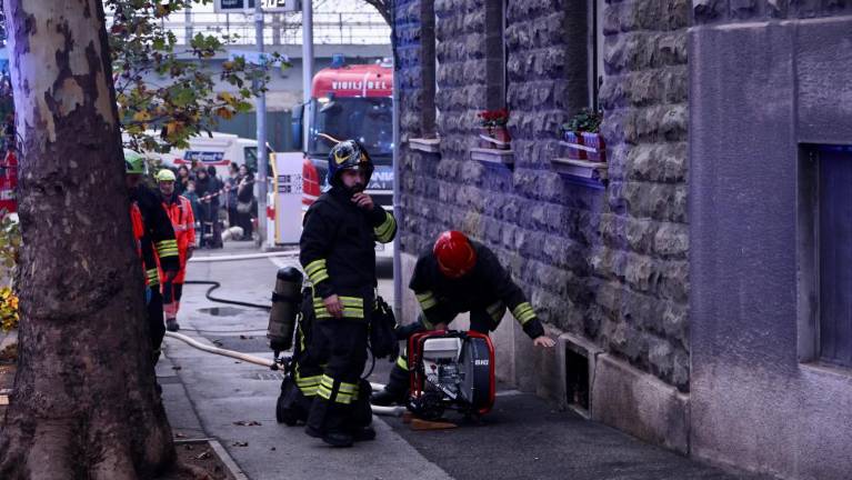 Ulica Baiamonti zaprta zaradi požara