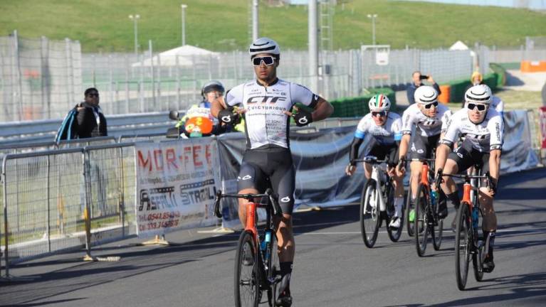 Daniel Skerl na drugi etapi napadal ...