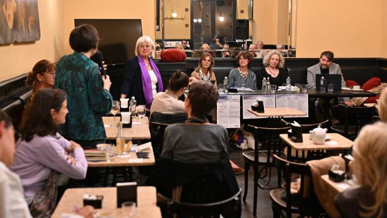 Umetna inteligenca uvedla festival Besede med prostori