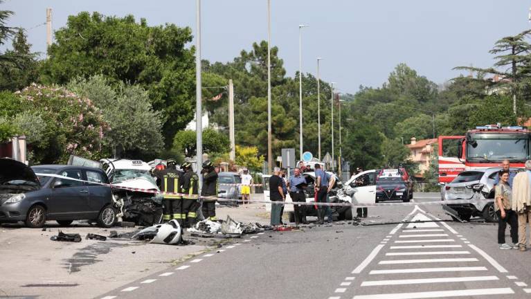 Čelno trčenje v Sesljanu zahtevalo dve življenji