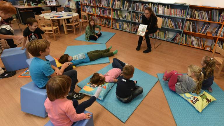 Vračajo se pravljične urice za najmlajše