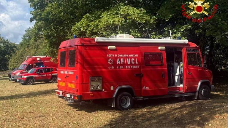 Gasilci truplo moškega izvlekli iz vode