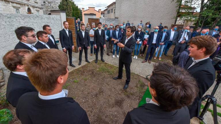 Ob 70-letnici Kmečke zveze trta prijateljstva in nova etiketa prosekarja