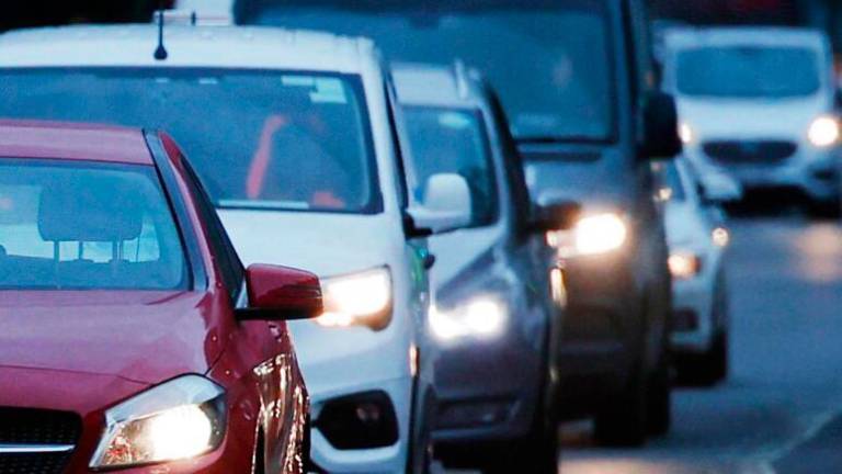 Italijanska vlada za vozila z močjo do 80 kW ukinja letno dajatev