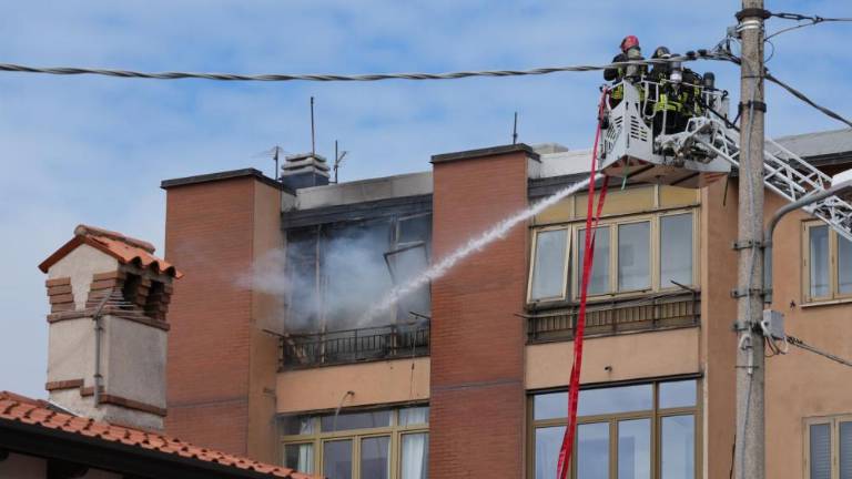V Ulici Bonomea zagorelo v stanovanju