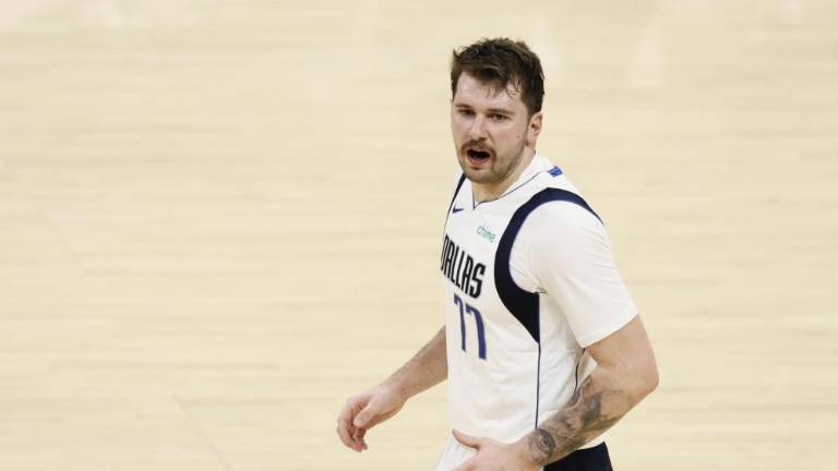 Dončićevih 32 točk za novo zmago Dallasa