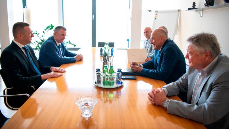 Slovenija in Hrvaška sodelujeta pri raziskovanju povojnih grobišč