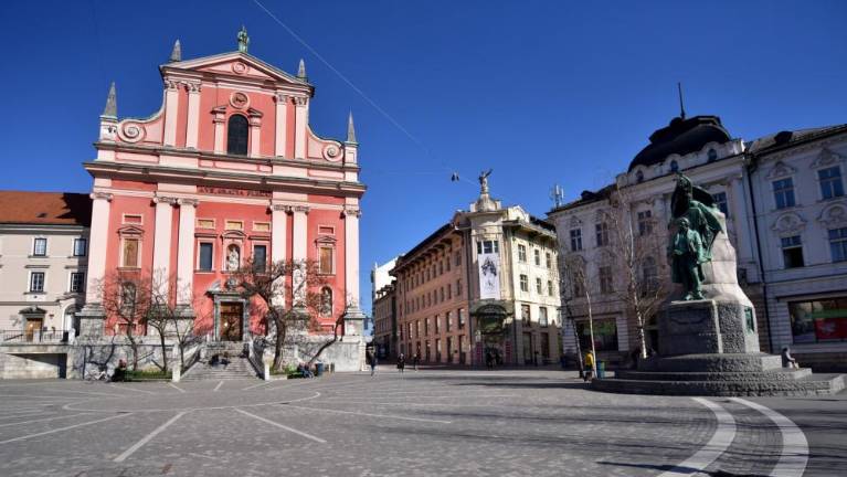 V Ljubljani Jankovič ostaja župan, v Mariboru drugi krog