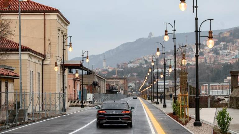 Odprli glavno prometnico v Starem pristanišču