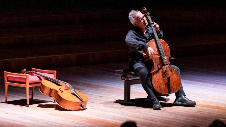 Svetilnik glasbe z bogatim programom in uglednimi izvajalci