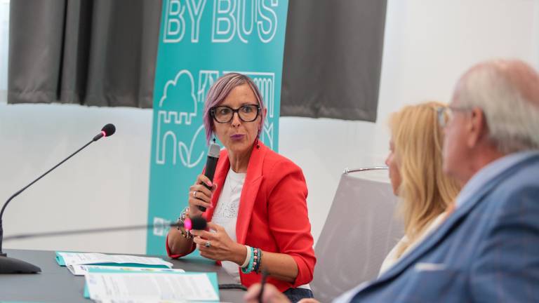 Avtobusi bodo še pripovedovali o EPK 2025