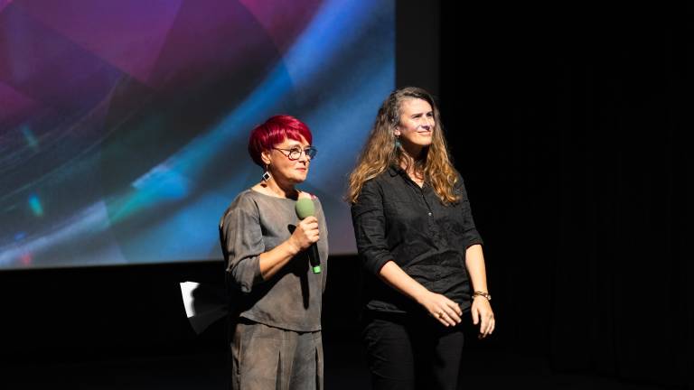 Zgodba Anhovega med bolečino in pripadnostjo