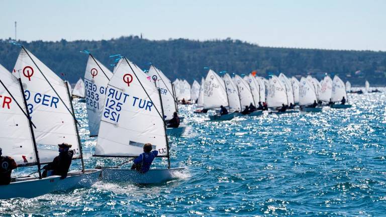 V Piranskem zalivu regata z več kot 600 udeleženci