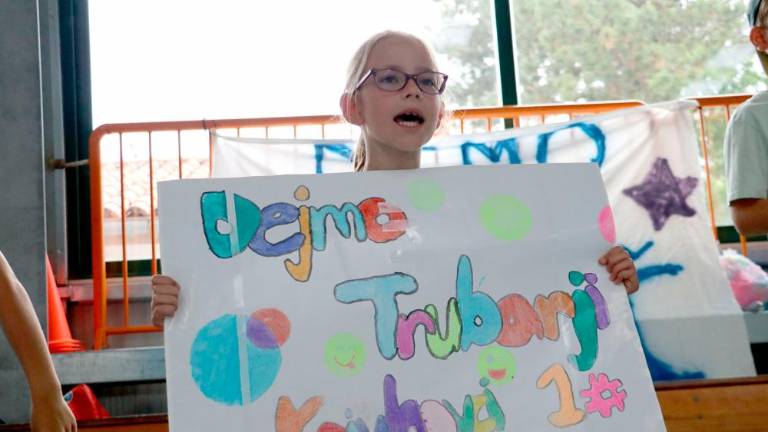 Deželni šolski finale v igri med dvema ognjema