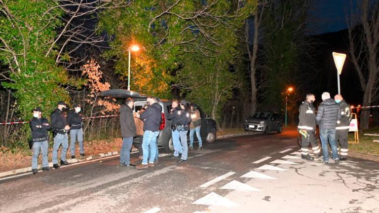 Našli žensko truplo v vreči