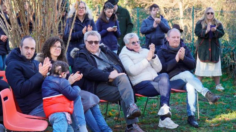 Ob obletnici otroci vrtcu zapeli himno