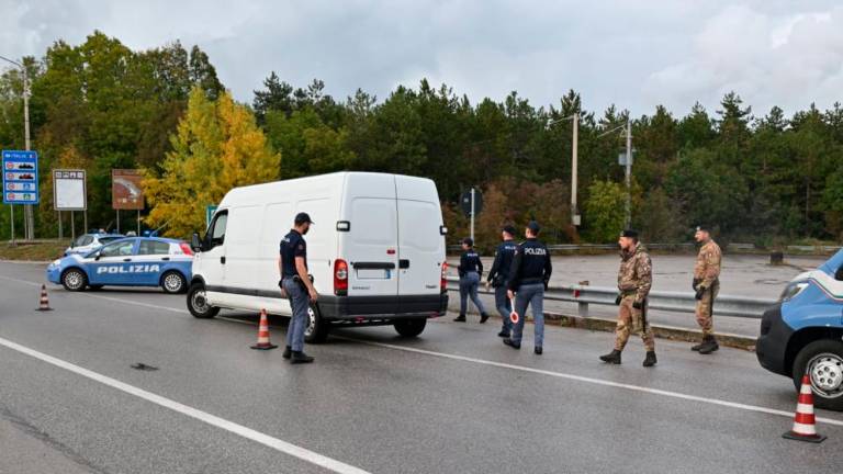 Začel se je nadzor na meji (foto)