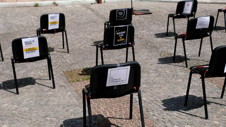 Protestni NEdogodek v Sežani