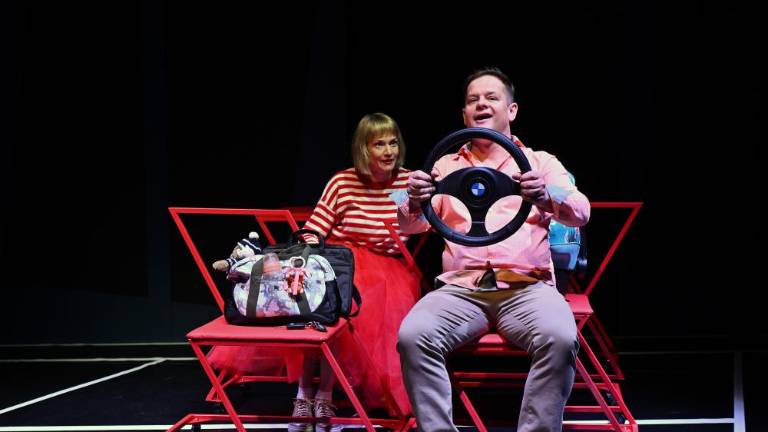 Družinski in generacijski odnosi skozi resnico in laži